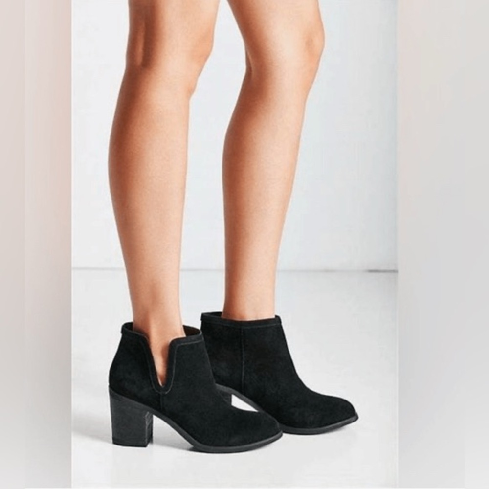 Urban Outfitters Black Ankle Boots vintage